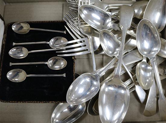 Assorted mainly 19th century silver flatware, five cased silver coffee spoons and two plated spoons, 36 oz.